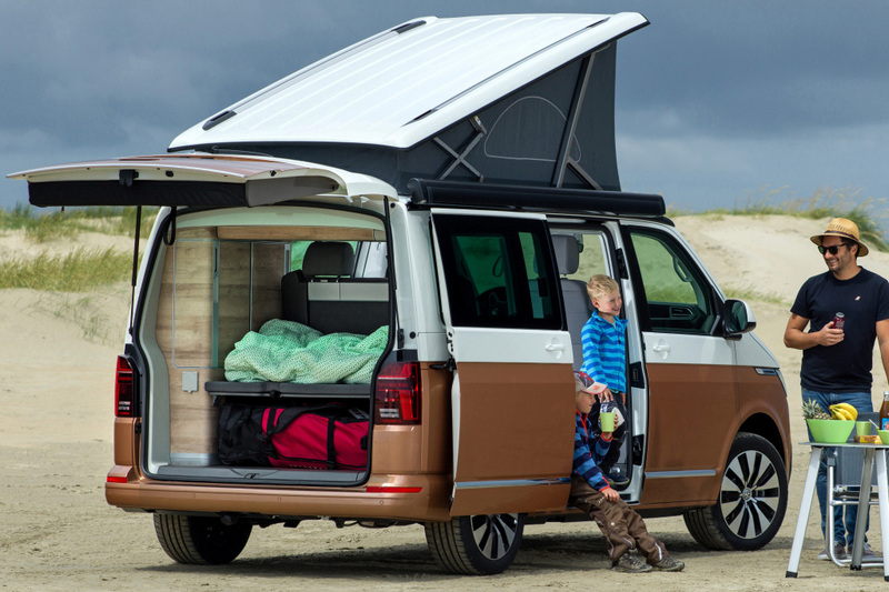 日前Volkswagen Commercial Vehicle預告今年會帶來新世代California。