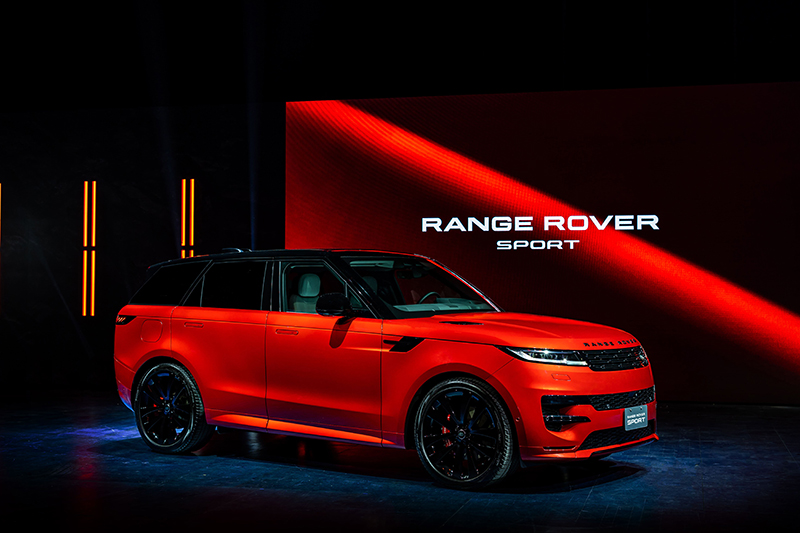 新世代Range Rover Sport車身搭載全新MLA-FLEX車體,混合金屬結構與尖端工程技術使車身剛性提升50%,並通過Euro NCAP撞擊測試,獲得5星最高安全肯定。