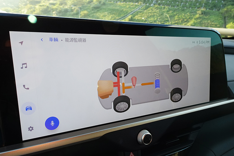 12.3吋中控螢幕使用就手,並具備無線Apple Carplay與有線Android Auto功能。