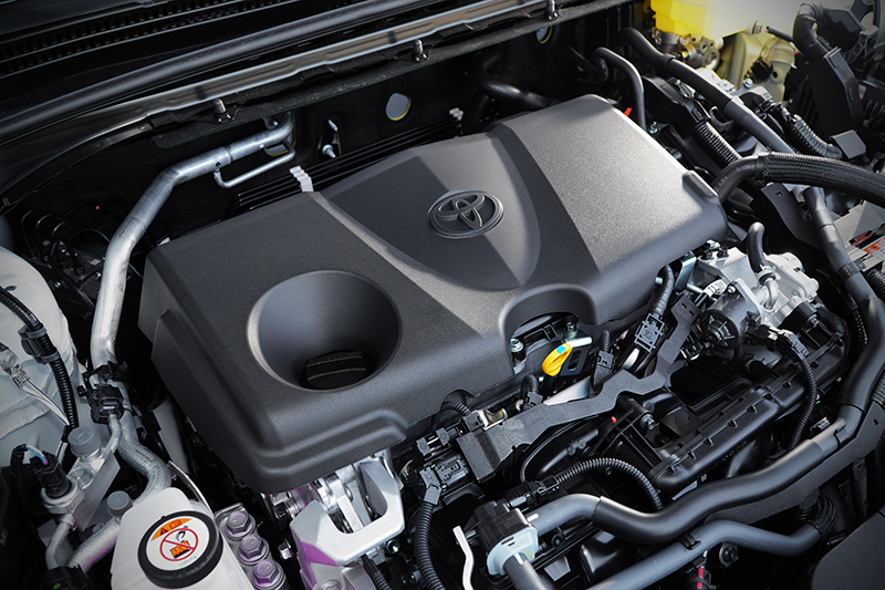 在2.5升自然進氣直列四缸汽油引擎搭配電動馬達模組的架構下,計可發揮222匹綜效馬力,同時保有高達22.4km/L的平均油耗。