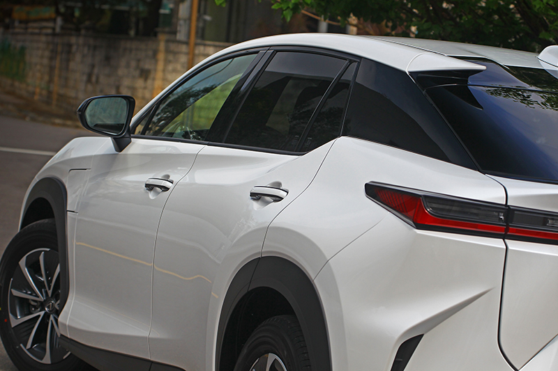 橫看成嶺側成峰,大概就是這個意思吧?