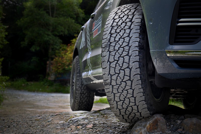 Trail-Terrain T/A採用足印式花紋設計來提升越野抓地能力。