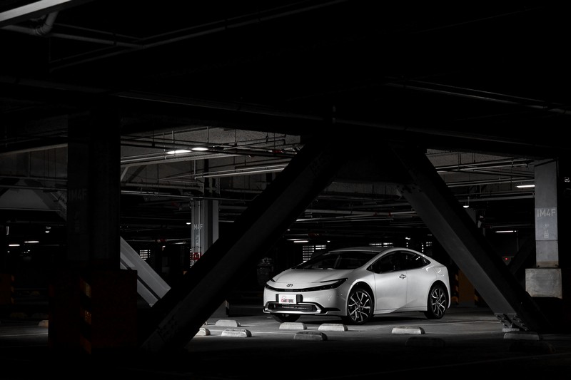 大改款Prius是一輛設定十足有趣的PHEV,中庸到幾乎站在所有機能的正中間。