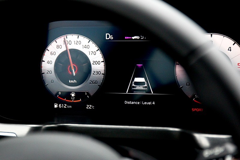 Level 2半自動駕駛與BVM盲區顯影輔助都是標配。