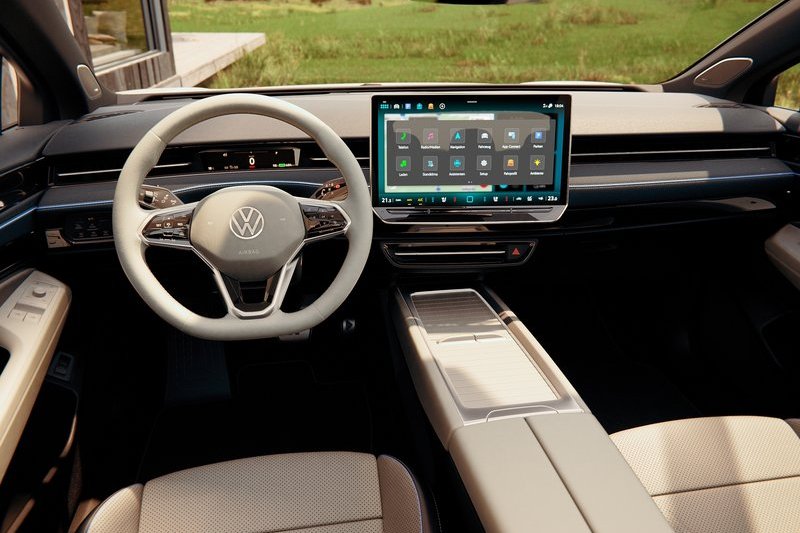 15吋中控螢幕可以控制車輛所有功能,而空調系統也是品牌歷史以來最先進的代表。