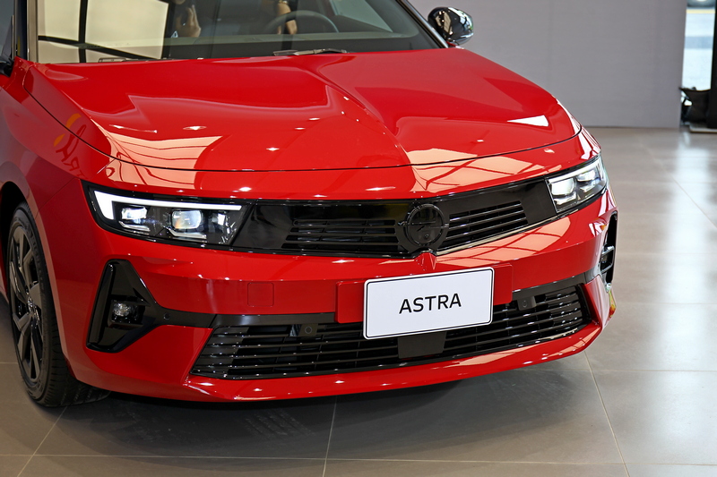 GS Line潮流版外觀配置GS運動風格套件,擁有更運動化的樣貌。