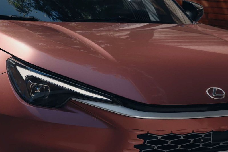 車頭設計簡潔有力又用時尚感,主攻的就是年輕人的市場。