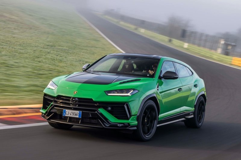  【Sport Auto】之Lamborghini Urus Performante在Hockenheim GP竟比Porsche 718 Cayman GTS還快 