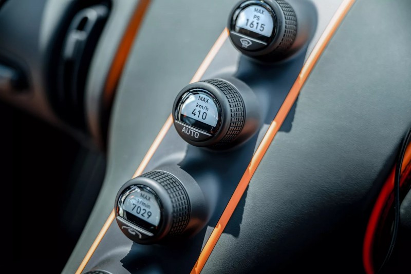 超越400公里的時速體驗相當特別,飛機起飛的速度都沒有這麼快。