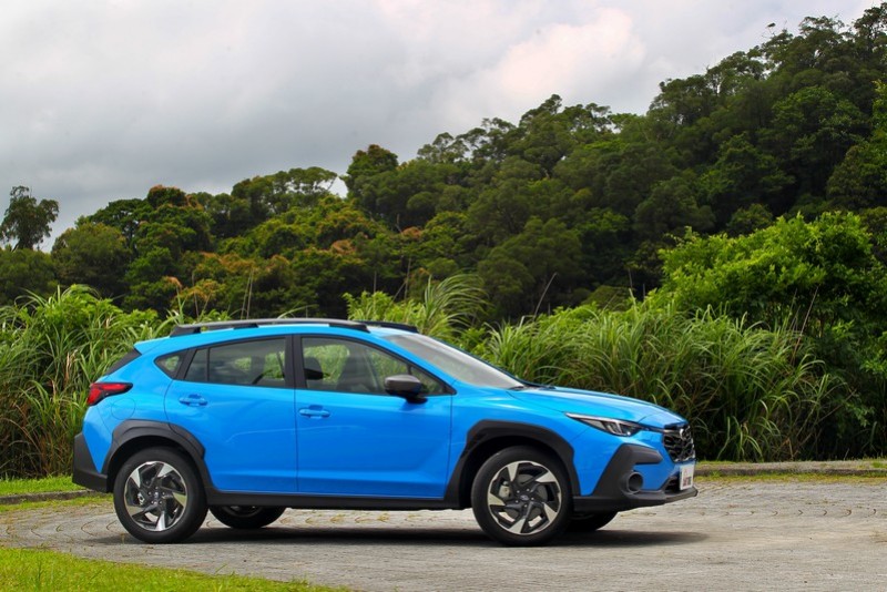 Crosstrek車身尺碼調整至 4,480×1,800×1,580mm、軸距2,670mm。