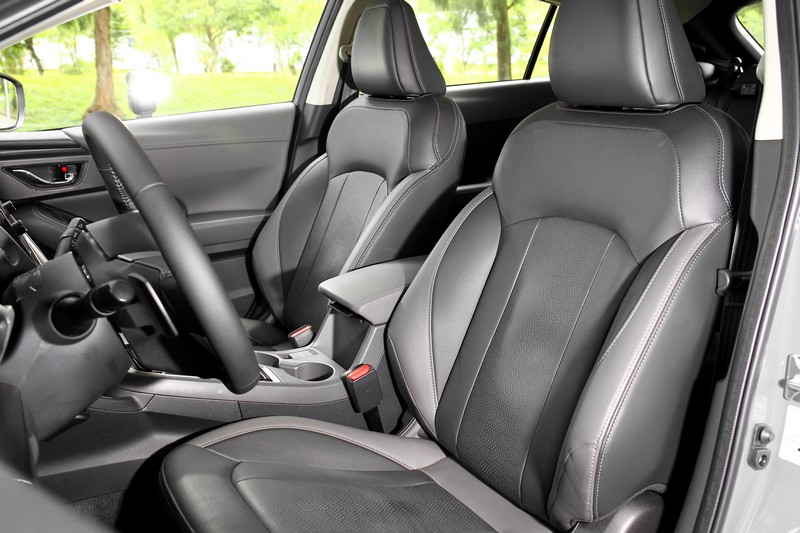 座椅表現中規中矩。