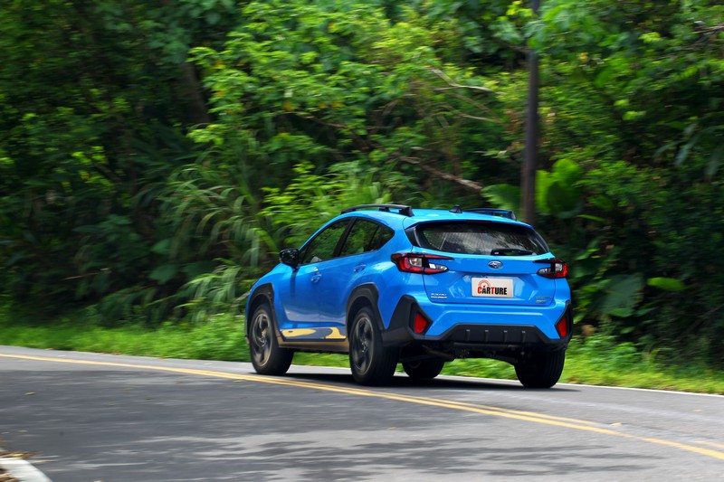 雖然加速輕快但卻沒有令人激情的衝勁。