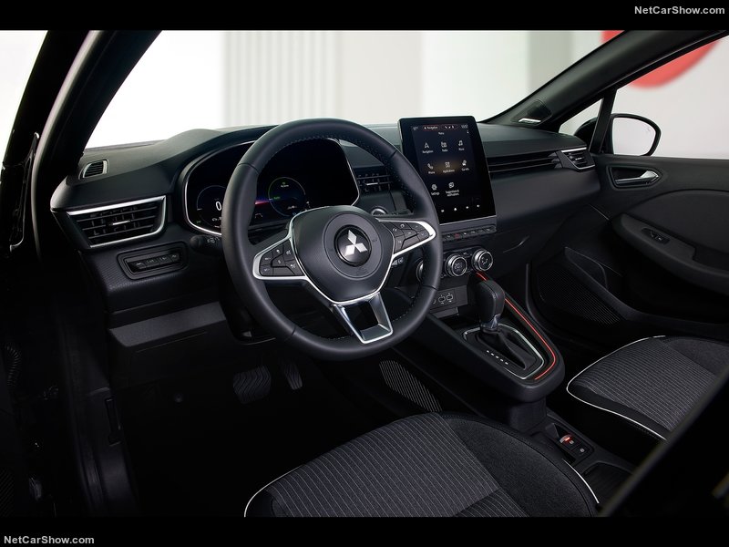 配備７吋數位儀表可選10吋，中控也有7吋與9.3吋選項。