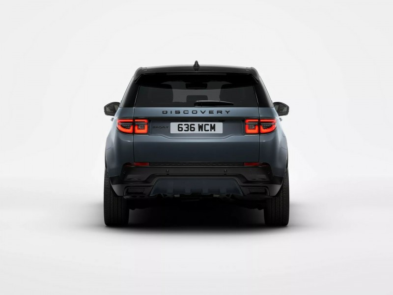 車尾部分並沒有太多更動,維持與現在車款相同的配置。