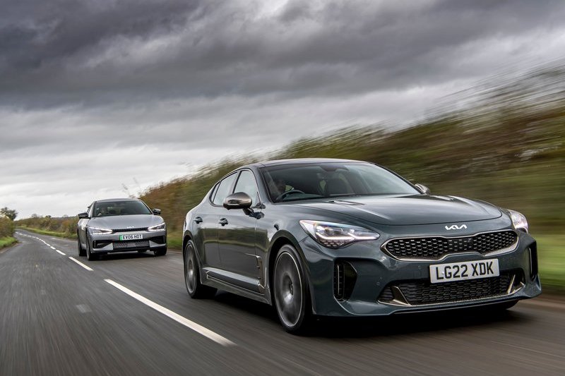 近日有傳聞Stinger真正接班人預計2025年推出,將是有600hp馬力與800公里續航里程的電動轎跑。