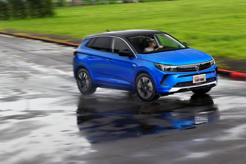 Sport模式聲浪不僅變渾厚，也帶來較為有勁的力道。