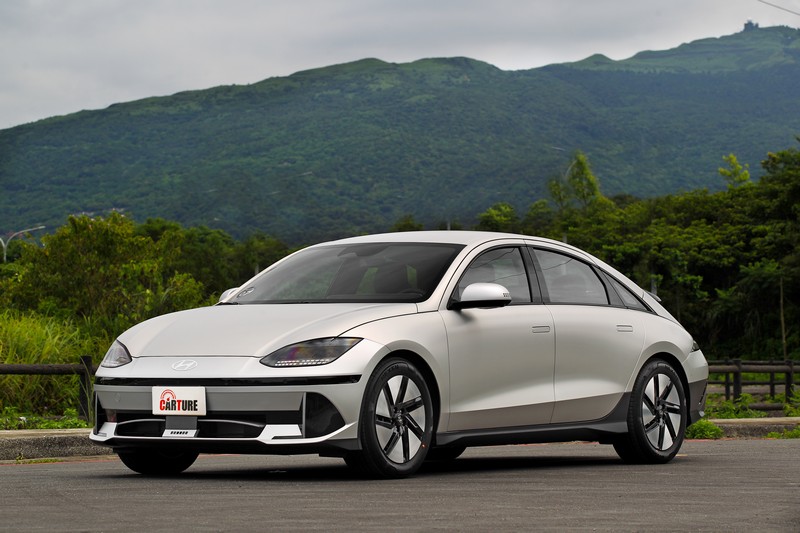 試駕過程發現其實Ioniq 6車頭有點像當年的Hyundai Coupe。