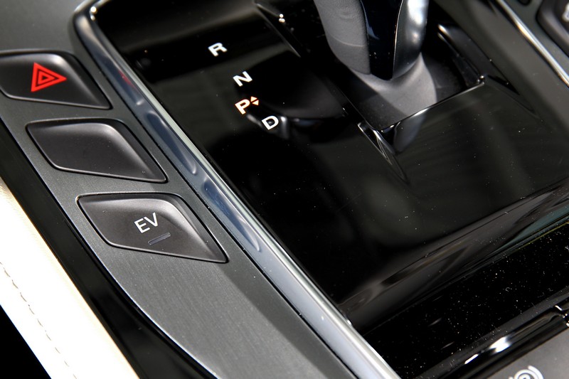 只要電量足夠,壓下EV鍵MG HS PHEV也能是一輛電動車。