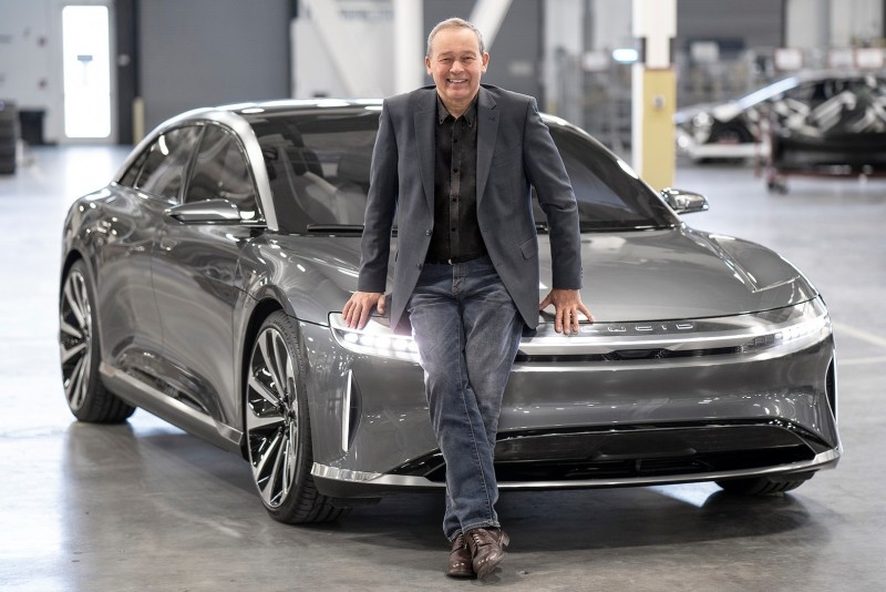 Lucid老闆Peter Rawlinson公開表示大家都使用NACS並不是一件好事,尤其是消費數據全都由特斯拉所掌握。