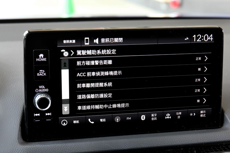 配備ACC主動式車距調節定速巡航、LKAS車道維持輔助、FCW前方碰撞警示、11具安全輔助氣囊。