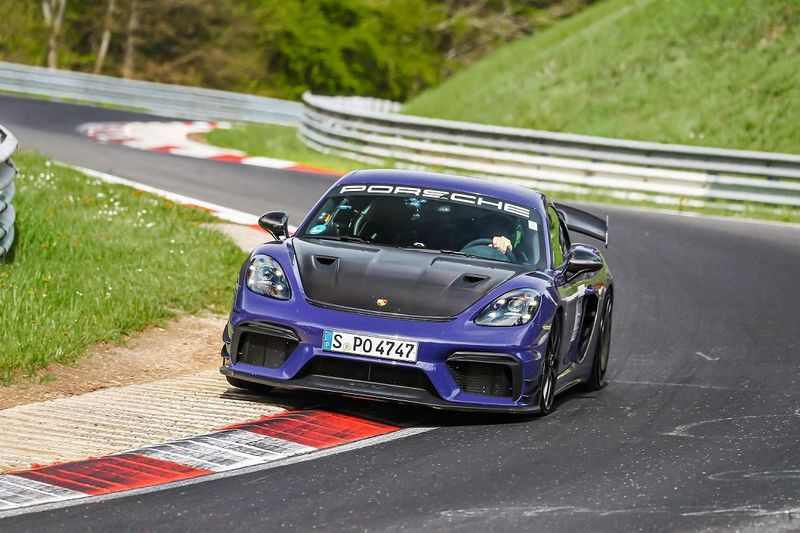 最終718 Cayman GT4 RS跑出7分03秒121成績。