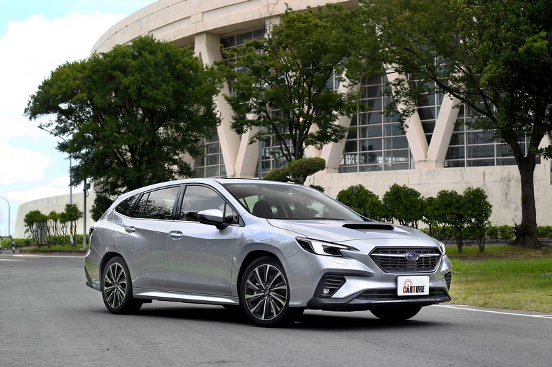 WRX Wagon外型以Dynamic × Solid為基礎再導入「Bolder」設計語彙。