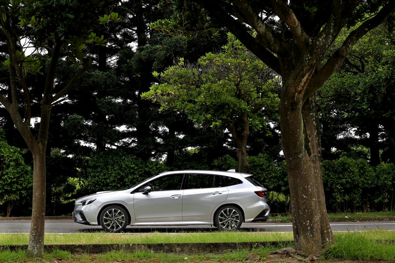 4,755mm×1,795mm×1,500mm尺碼也較以往有所成長。