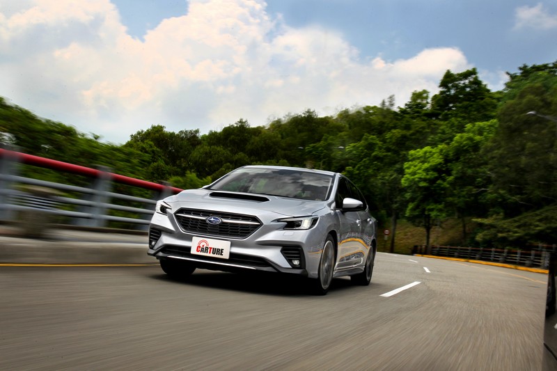 搭載2.4升渦輪引擎的WRX Wagon擁有頗為帶勁的加速反應。