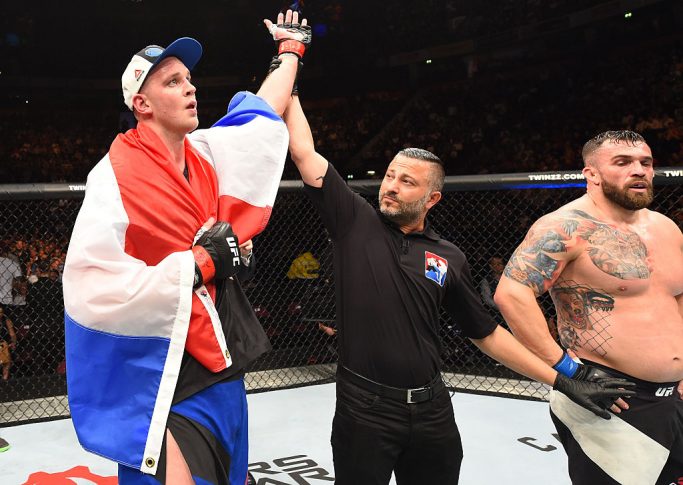 UFC 204:ステファン・ストルーフェ vs. ダニエル・オミランチェク【イギリス・マンチェスター/2016年10月9日(Photo by Josh Hedges/Zuffa LLC/Zuffa LLC via Getty Images)】