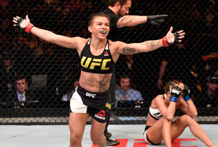 UFC 212:クラウディア・ガデーリャ vs. カロリーナ・コバルケビッチ【ブラジル・リオデジャネイロ/2017年6月3日(Photo by Jeff Bottari/Zuffa LLC/Zuffa LLC via Getty Images)】