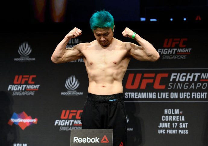 UFCファイトナイト・シンガポール:公式計量セレモニーに登場した五味隆典【シンガポール・カラン/2017年6月16日(Photo by Brandon Magnus/Zuffa LLC/Zuffa LLC via Getty Images)】