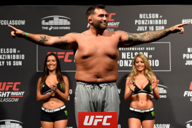 UFCファイトナイト・グラスゴー:公式計量セレモニーに登場したジェームス・マルヘロン【スコットランド・グラスゴー/2017年7月15日(Photo by Josh Hedges/Zuffa LLC/Zuffa LLC via Getty Images)】