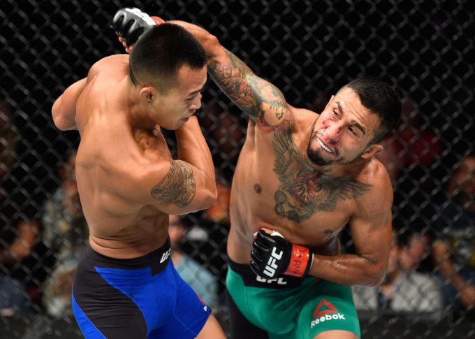 UFCファイトナイト・メキシコシティ:アレハンドロ・ペレス vs. アンドレ・スーカムタス【メキシコ・メキシコシティ/2017年8月5日(Photo by Jeff Bottari/Zuffa LLC/Zuffa LLC via Getty Images)】