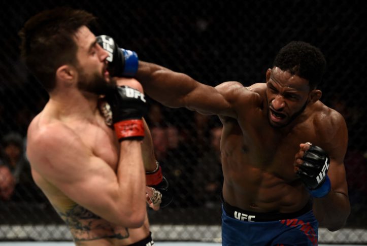UFC 219:カーロス・コンディット vs. ニール・マグニー【アメリカ・ネバダ州ラスベガス/2017年12月30日(Photo by Jeff Bottari/Zuffa LLC/Zuffa LLC via Getty Images)】