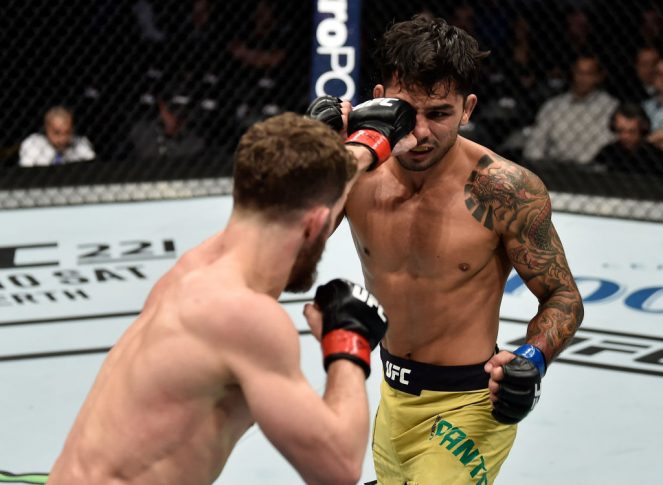 UFC 220:ダスティン・オルティス vs. アレクサンドル・パントーハ【アメリカ・マサチューセッツ州ボストン/2018年1月20日(Photo by Jeff Bottari/Zuffa LLC/Zuffa LLC via Getty Images)】