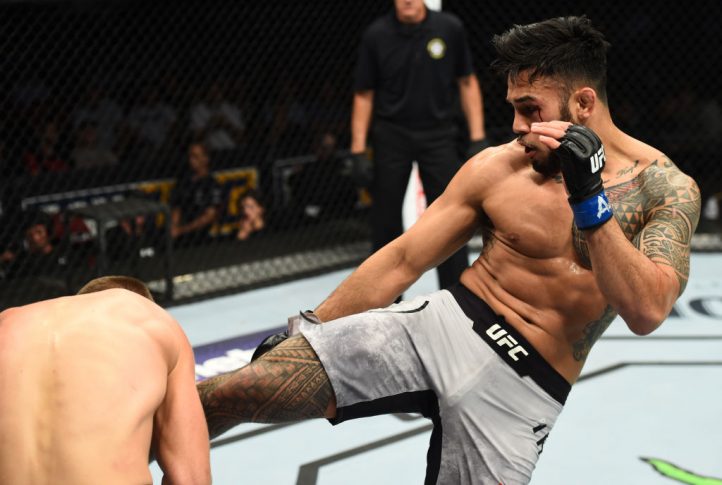 UFCファイトナイト・アリゾナ:クリストフ・ヨトゥコ vs. ブラッド・タバレス【アメリカ・アリゾナ州グレンデール/2018年4月14日(Photo by Josh Hedges/Zuffa LLC/Zuffa LLC via Getty Images)】