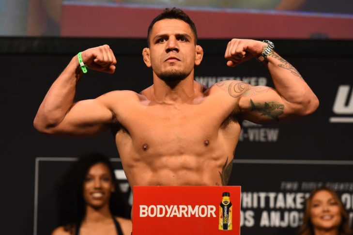 UFC 225:公式計量セレモニーに登場したハファエル・ドス・アンジョス【アメリカ・イリノイ州シカゴ/2018年6月8日(Photo by Josh Hedges/Zuffa LLC/Zuffa LLC via Getty Images)】