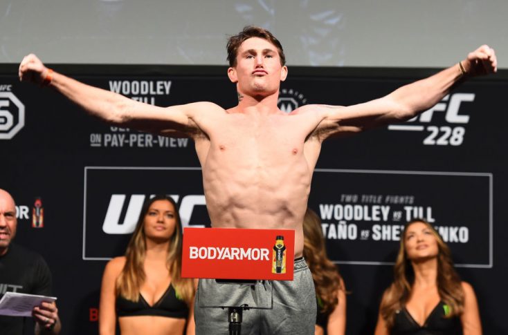 UFC 228:公式計量セレモニーに登場したダレン・ティル【アメリカ・テキサス州ダラス/2018年9月7日(Photo by Josh Hedges/Zuffa LLC/Zuffa LLC via Getty Images)】