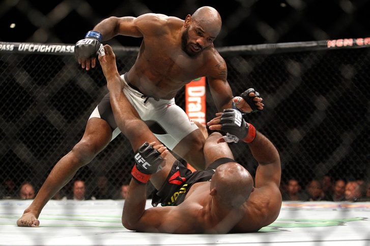 UFC 194:ジャカレ・ソウザ vs. ヨエル・ロメロ【アメリカ・ネバダ州ラスベガス/2015年12月13日(Photo by Steve Marcus/Getty Images)】