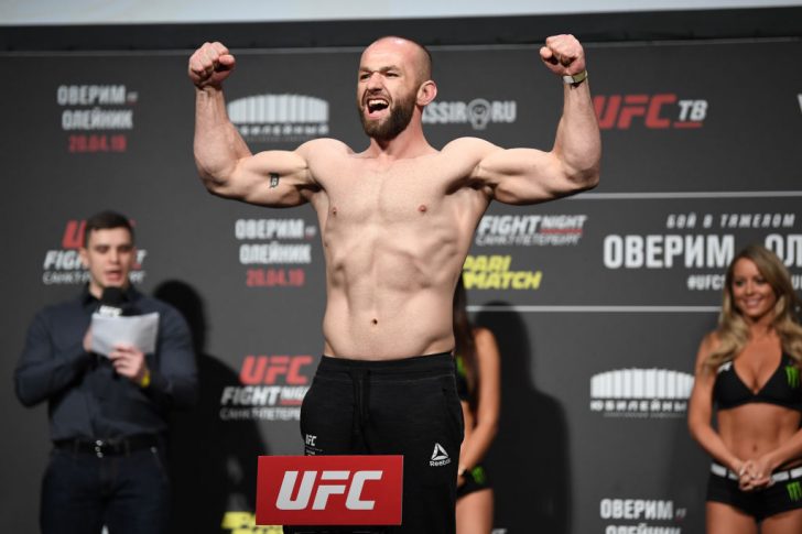 UFCファイトナイト・ロシア:公式計量セレモニーに登場したアレン・アメドフスキー【ロシア・サンクトペテルブルグ/2019年4月19日(Photo by Jeff Bottari/Zuffa LLC/Zuffa LLC via Getty Images)】