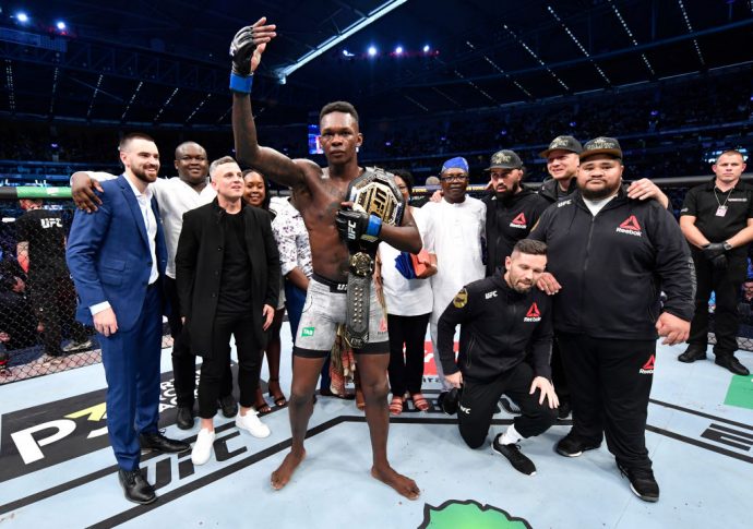 UFC 243:ロバート・ウィテカー vs. イズラエル・アデサニヤ【オーストラリア・メルボルン/2019年10月6日(Photo by Jeff Bottari/Zuffa LLC/Zuffa LLC via Getty Images)】