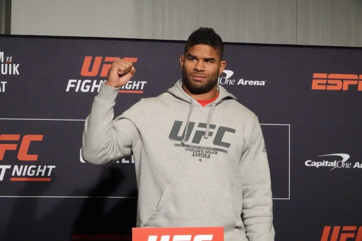 UFCファイトナイト・ワシントン:公式計量に登場したアリスター・オーフレイム【UFC】