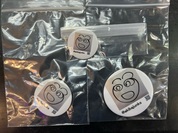 オリジナル缶バッヂが３種類になりました