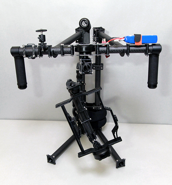 3AXIS_01w.jpg