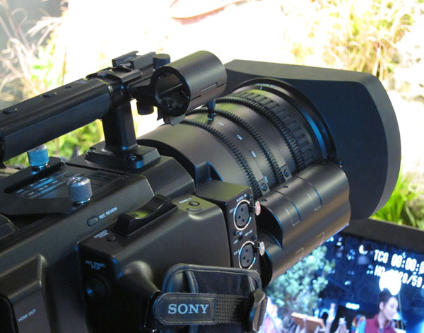 IB_SONY4.jpg
