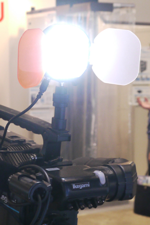 camlight04_interbee2011.jpg
