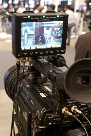 genimi444_interbee2011.jpg
