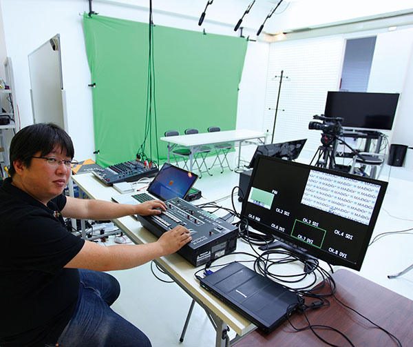 img_netmovie201408_01.jpg