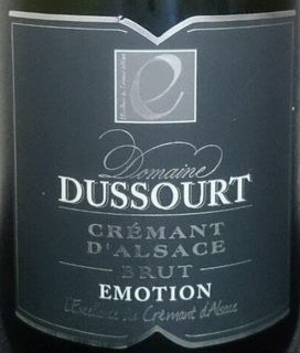 Dom. Dussourt Emotion Crémant d'Alsace Brut(ドメーヌ・デュスール エモスィオン クレマン・ダルザス ブリュット)