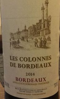 Les Colonnes de Bordeaux Rouge